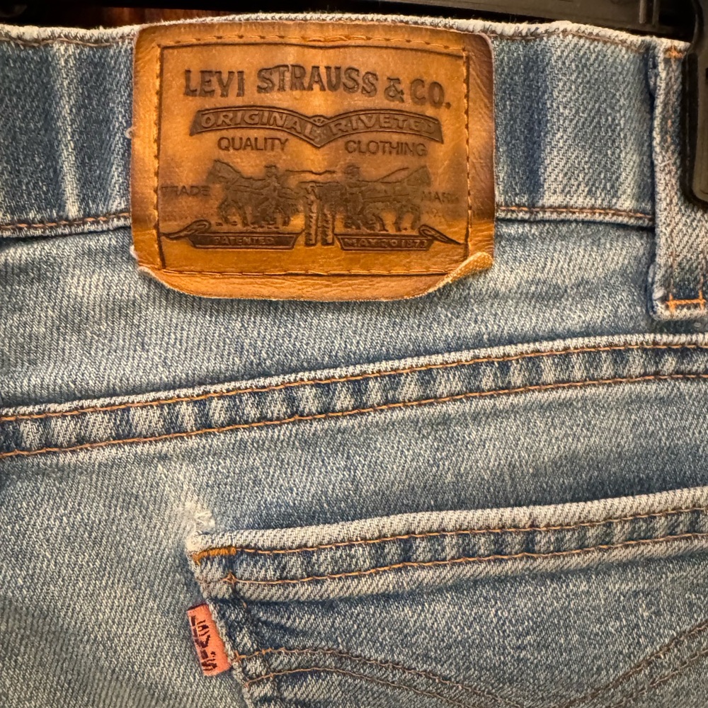 Men’s Levi Action Jeans 32” x 32”